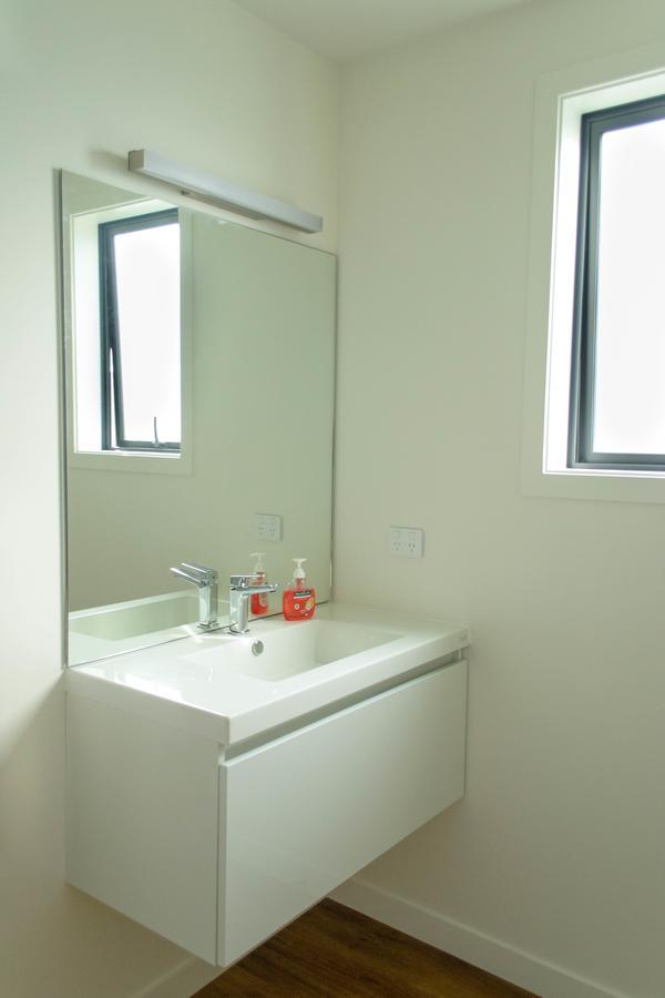 Myholidays, Shotover, Delux Ensuite Rooms クイーンズタウン エクステリア 写真